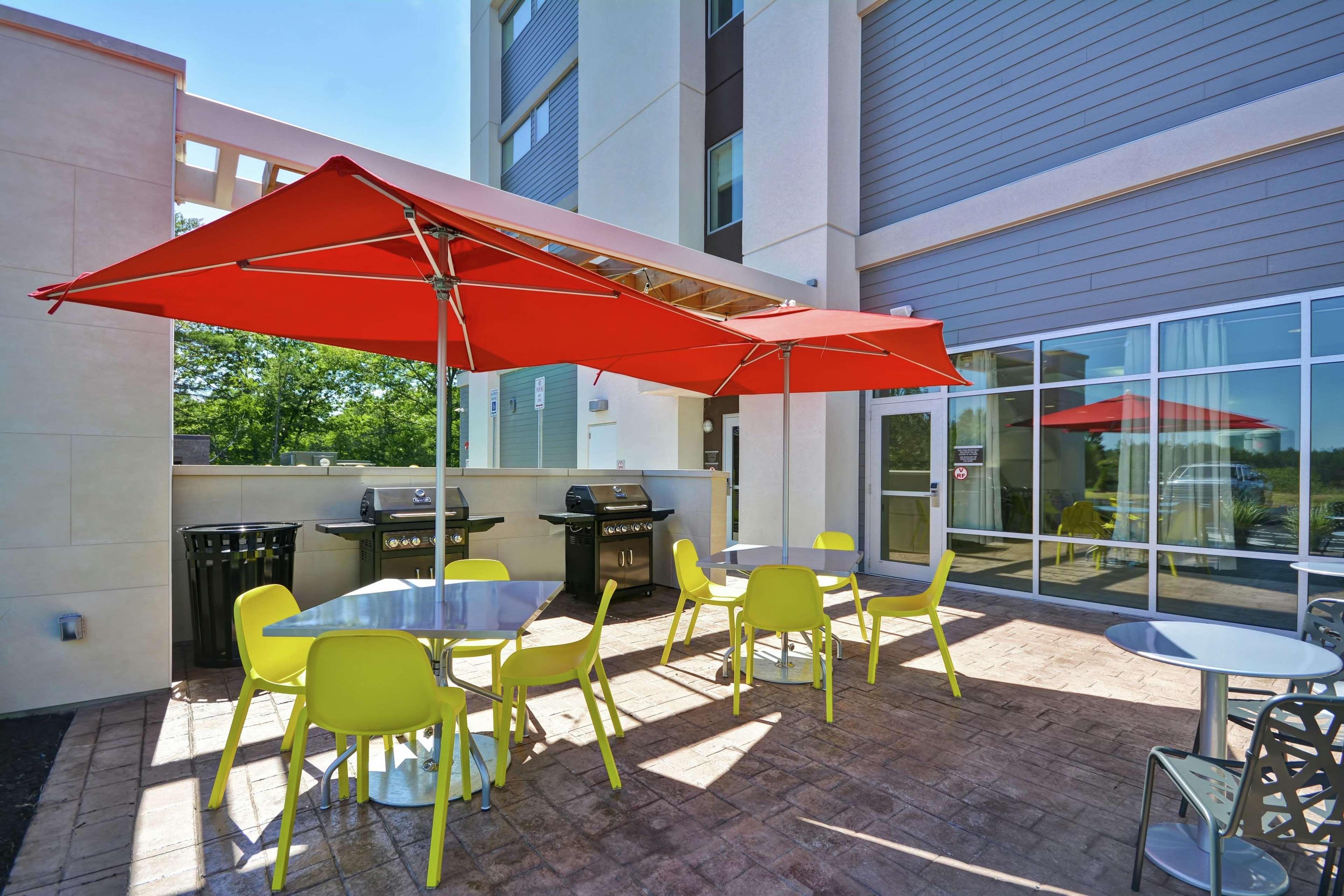 Home2 Suites By Hilton Queensbury Lake George Eksteriør bilde