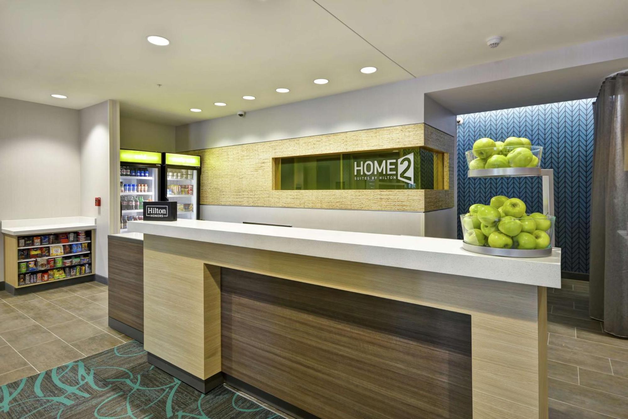 Home2 Suites By Hilton Queensbury Lake George Eksteriør bilde